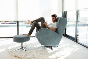 Fama Romeo Armchair