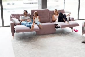 Fama Avalon Sofa