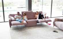 Fama Avalon Sofa