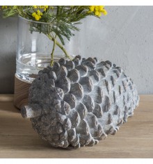 Gallery Pinecone Grey Weathered